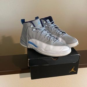 Air Jordan 12 Retro university grey and blue